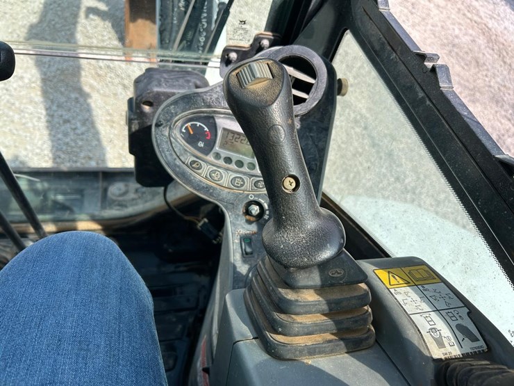 2021-bobcat-e35-image-22