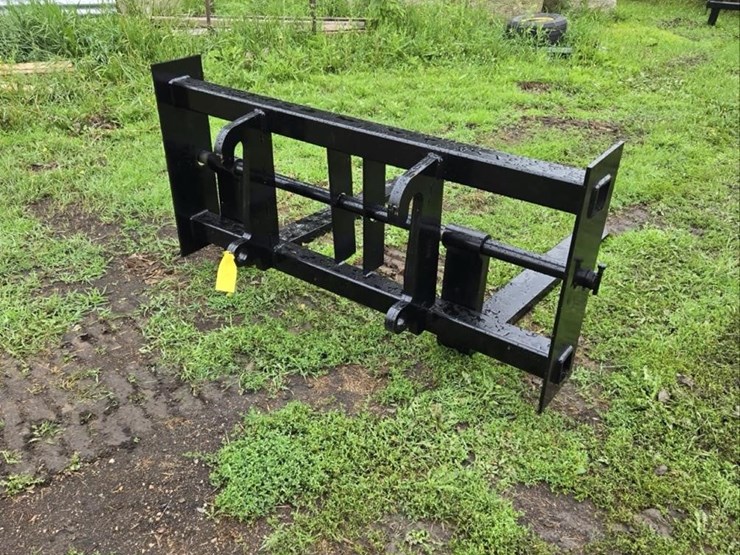 m&j-mfg.-adjustable-pallet-for-image-2