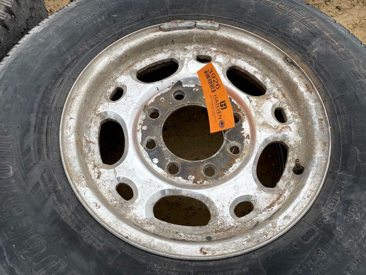 #3926-•-(6)-spare-rims-and-tires-image-41