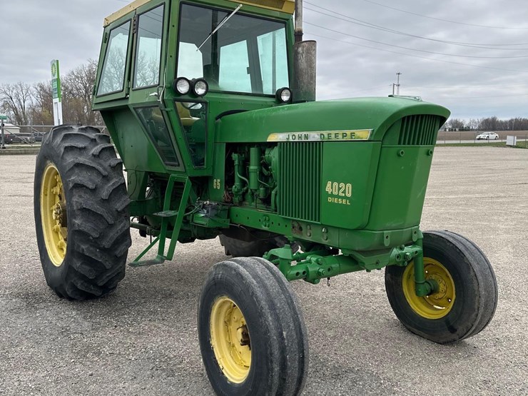 john-deere-4020-image-3