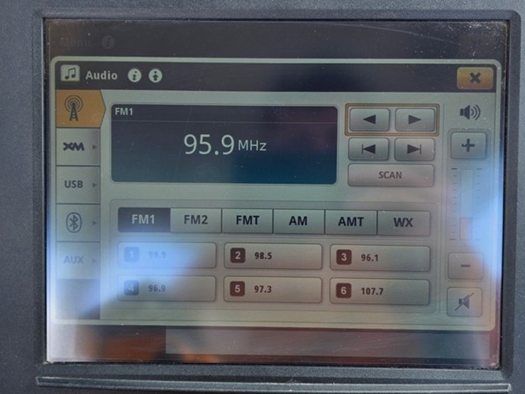 2021-john-deere-6230r-image-89