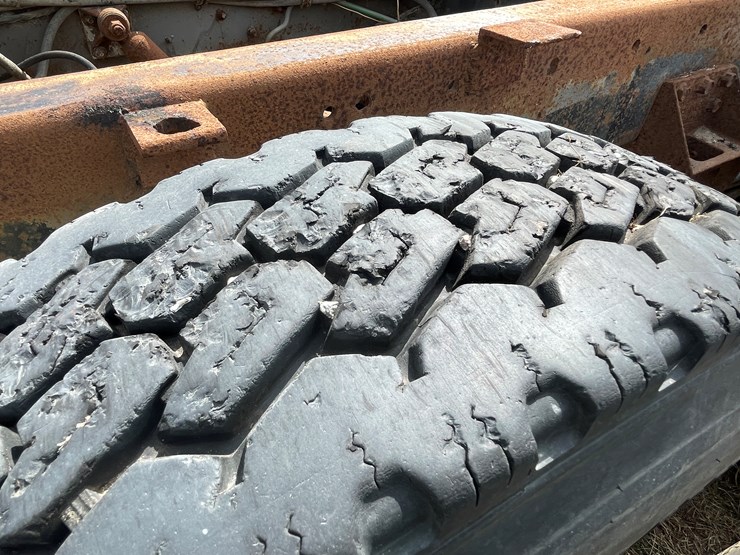 1982-caterpillar-3406-image-31