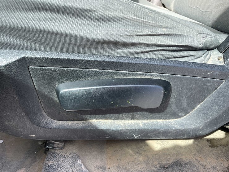 2015-dodge-2500-image-66