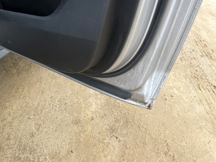 2015-chevrolet-suburban-image-45