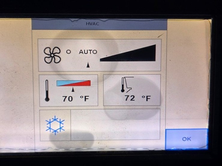 2013-john-deere-s680-image-98