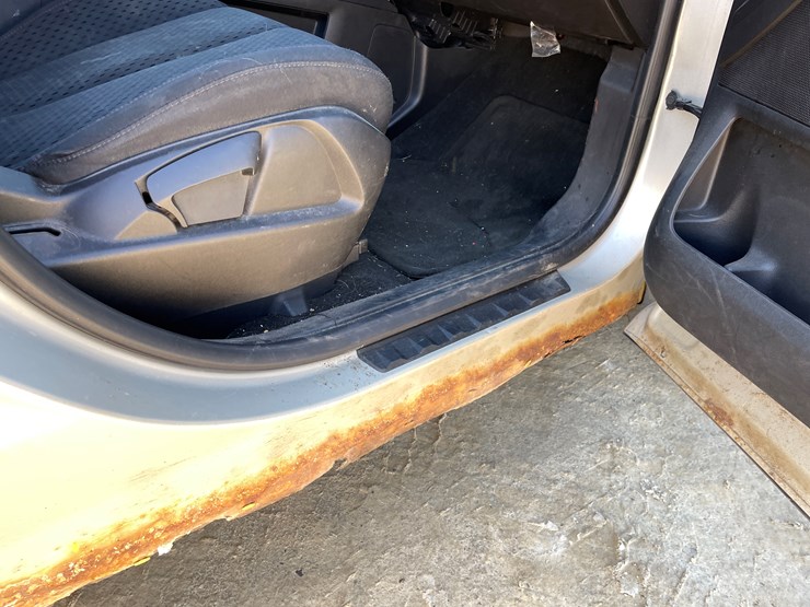 2013-chevrolet-equinox-image-36