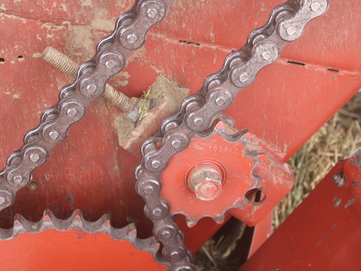 hesston-4910-image-72