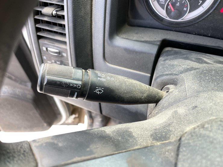 2016-dodge-2500-image-84