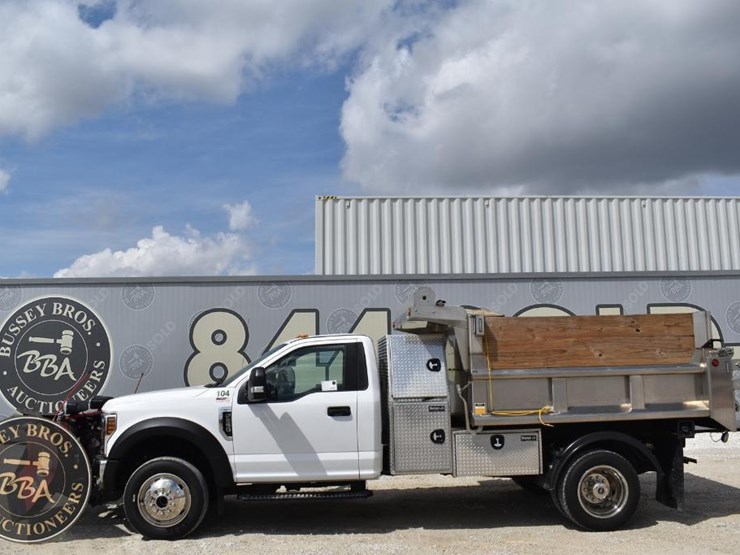 2018-ford-f550-sd-image-3