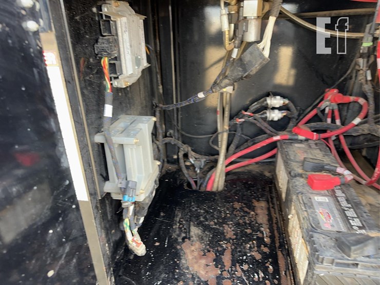 2017-vermeer-navigator-d100x140-series-iii-image-12