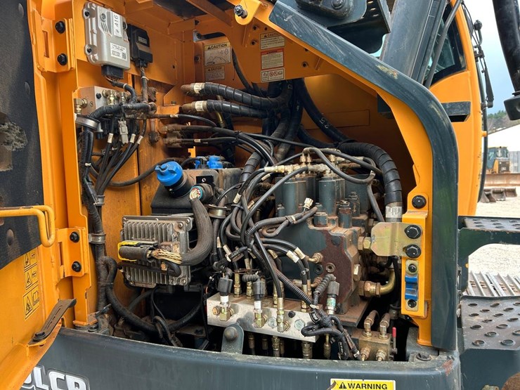 hyundai-hx145-lcr-image-14