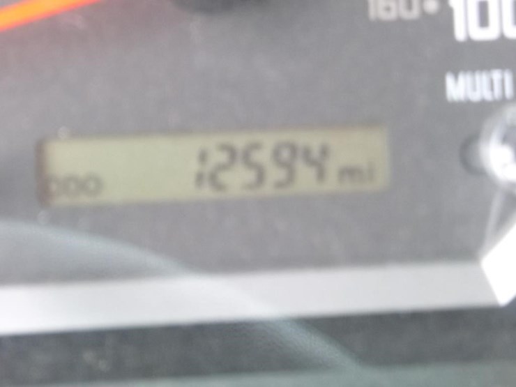 2023-isuzu-nrr-image-22