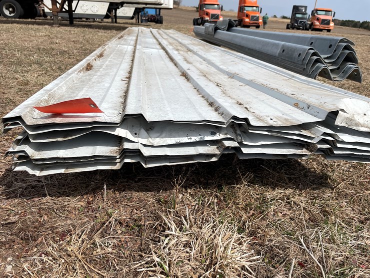 #10729-•-approx.-(9)-sheets-of-steel-roofing-image-6