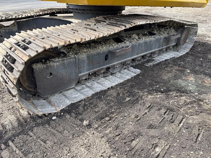 2021-komatsu-pc210-lc-11-image-17