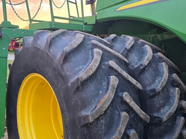2013-john-deere-s680-image-38