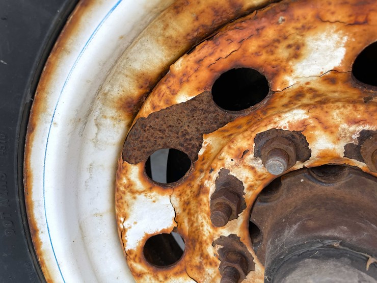 #5424-•-2014-nova-scissor-lift-tilt-bed-trailer-image-39