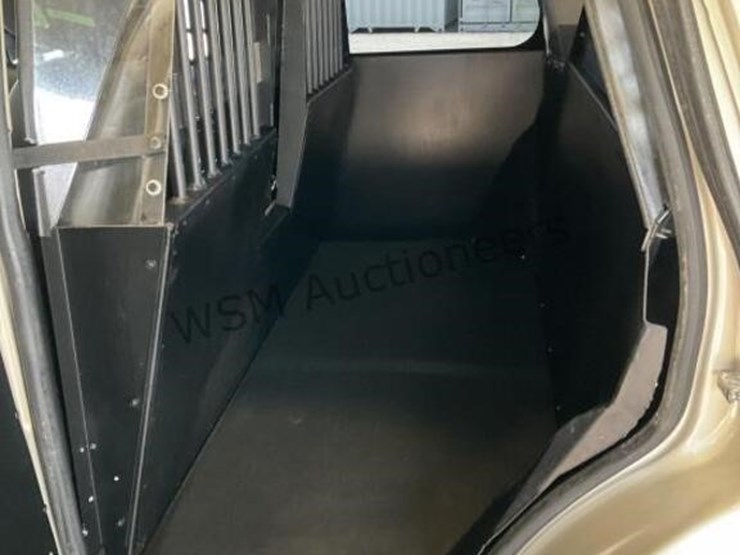 2012-chevrolet-tahoe-image-24