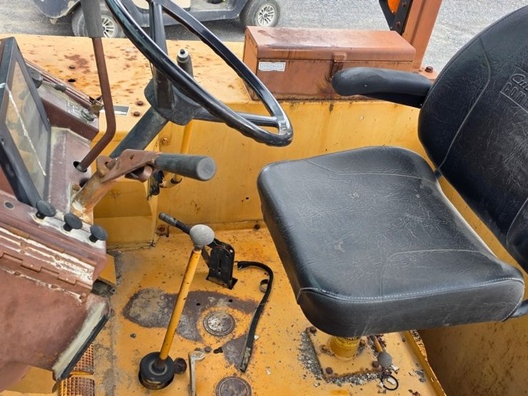 1990-case-480f-image-42