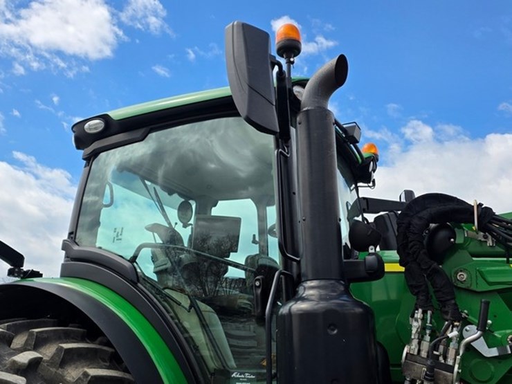 2021-john-deere-6230r-image-16