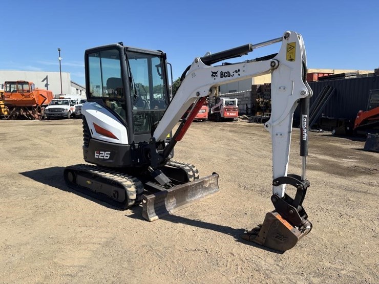 2020-bobcat-e26-image-2