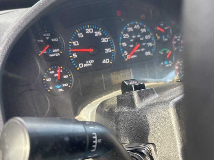 2006-international-durastar-4400-image-32