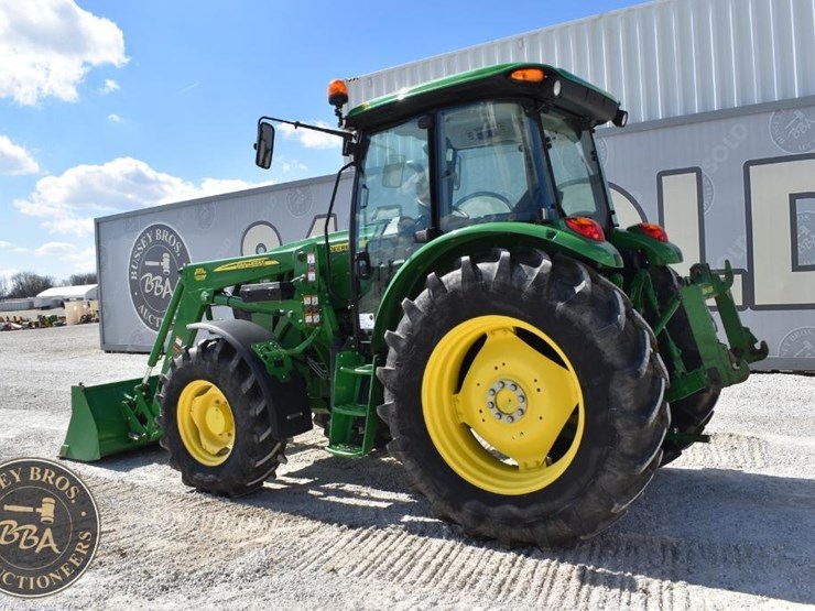2014-john-deere-6140d-image-7