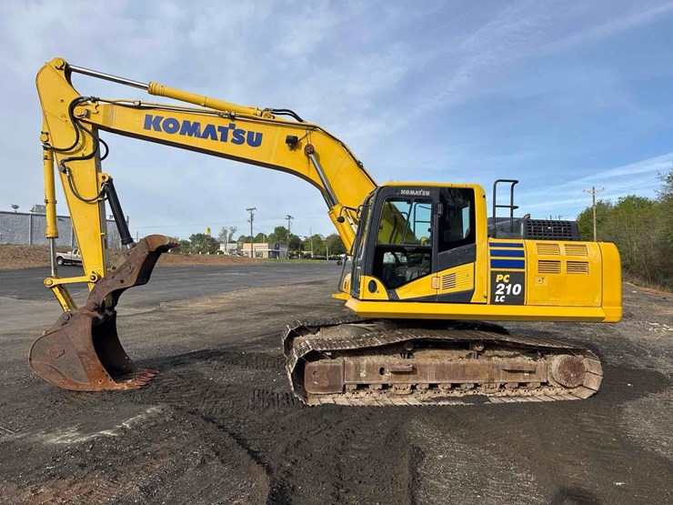 2018-komatsu-pc210-lc-11-image-3