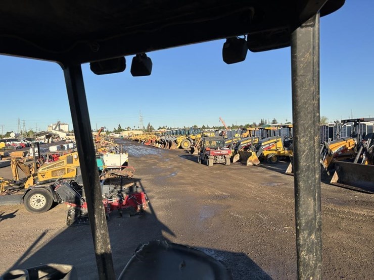 caterpillar-415f2-il-image-44