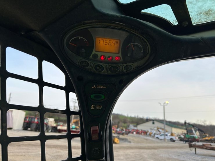 2019-bobcat-t550-image-24