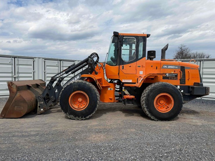 doosan-dl250tc-image-2