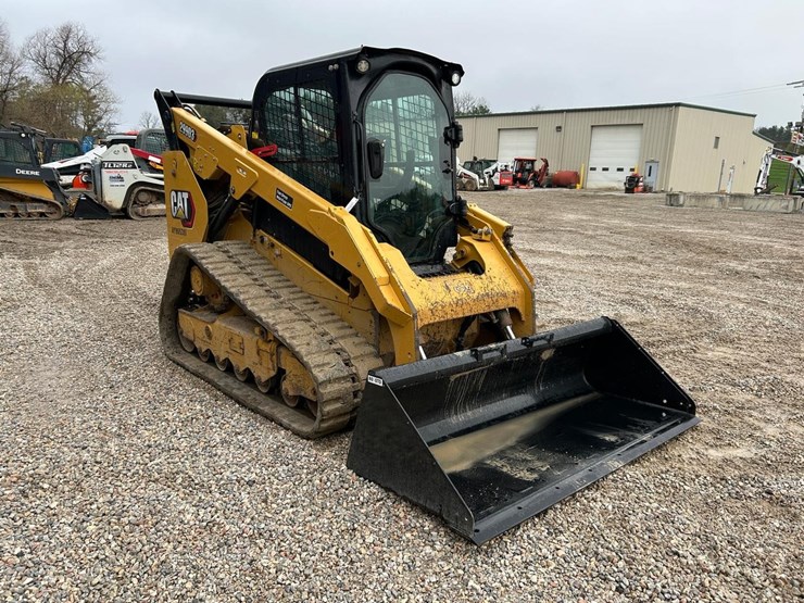 2021-caterpillar-299d3-image-6