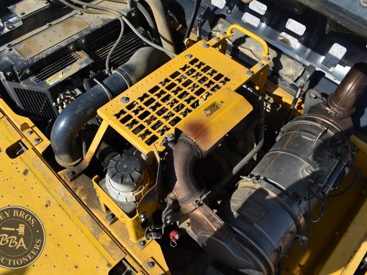 2013-komatsu-pc360-lc-10-image-48