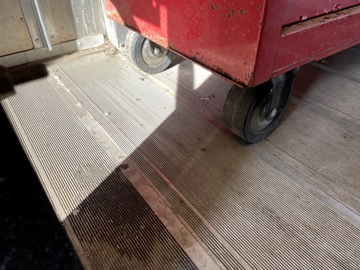 #10697-•-waterloo-rolling-tool-box-image-10