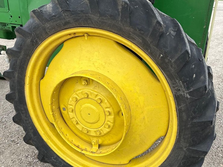 john-deere-734-image-10