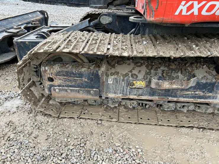 2020-kubota-kx080-4-image-17