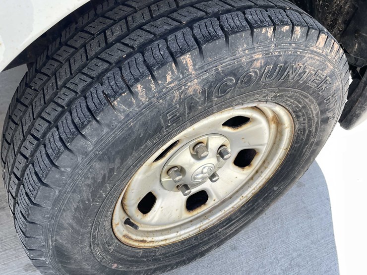 2015-dodge-1500-image-17