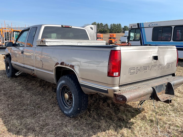 2000-chevrolet-2500-image-7