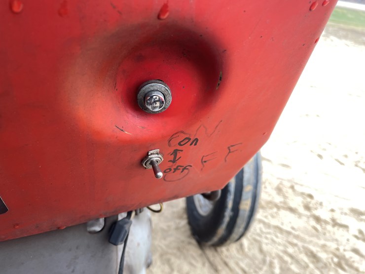 massey-ferguson-230-image-67