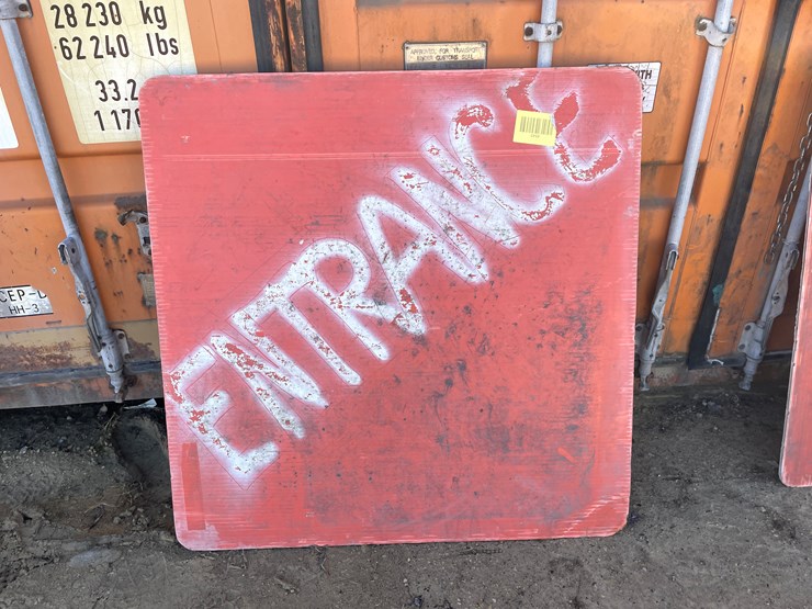 #3936-•-retired-fiberglass-road-signs-image-10