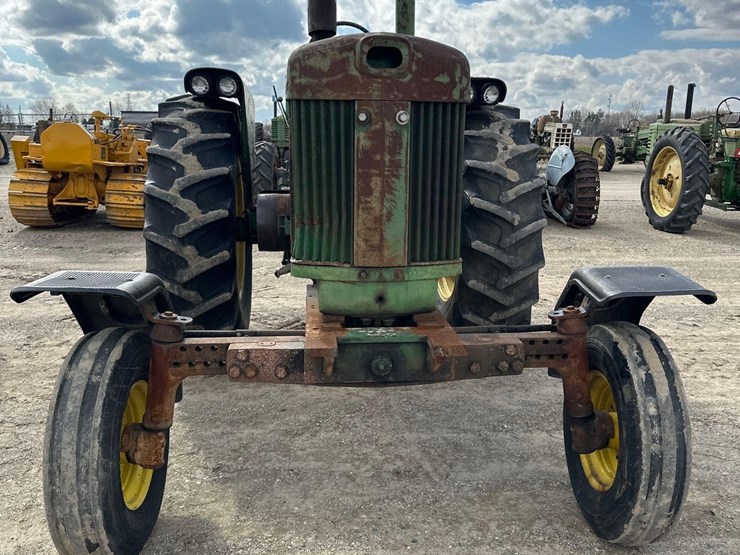 john-deere-730-image-2