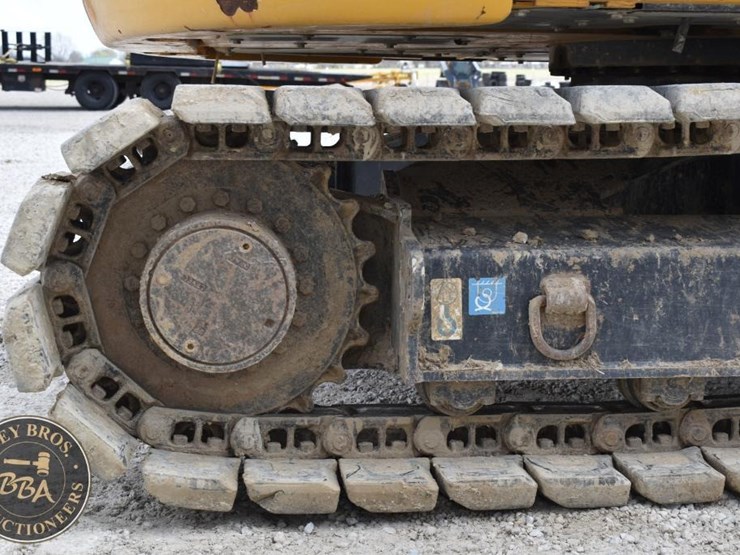 2021-deere-85g-image-43