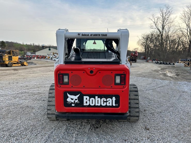 2023-bobcat-t770-image-3