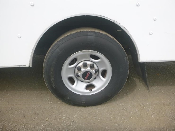 2021-gmc-3500-image-18