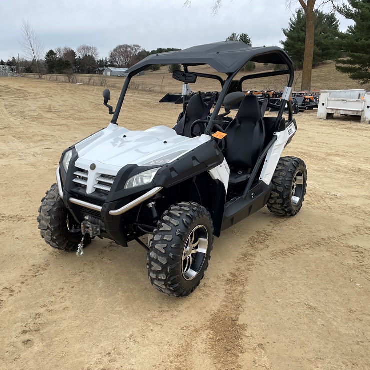 #602 • 2013 CF MOTO Z6 UTV (Sells with Bill of Sale Only)
