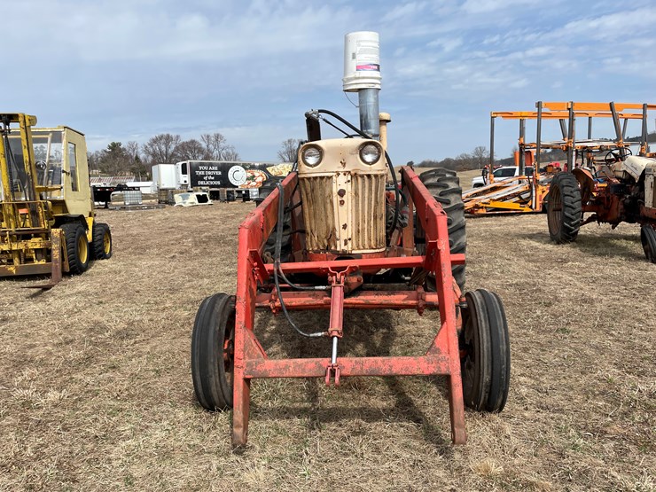 #175-•-case-830-diesel-tractor-image-2