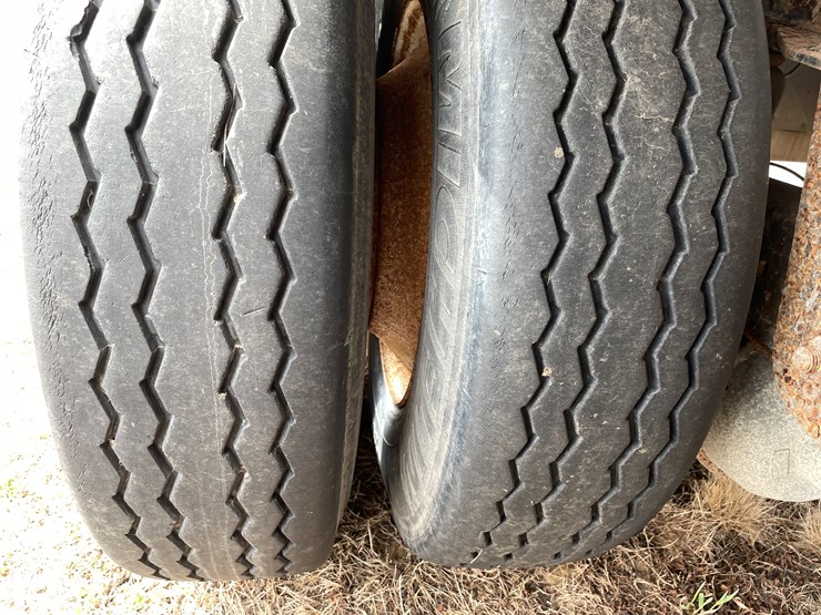 #153-•-2006-reitnouer-48'-aluminum-semi-truck-deck-over-trailer-(has-wi-title)-image-32