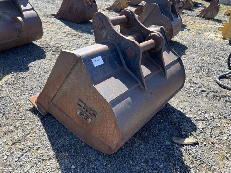 cws-56"-muck-bucket-image-3