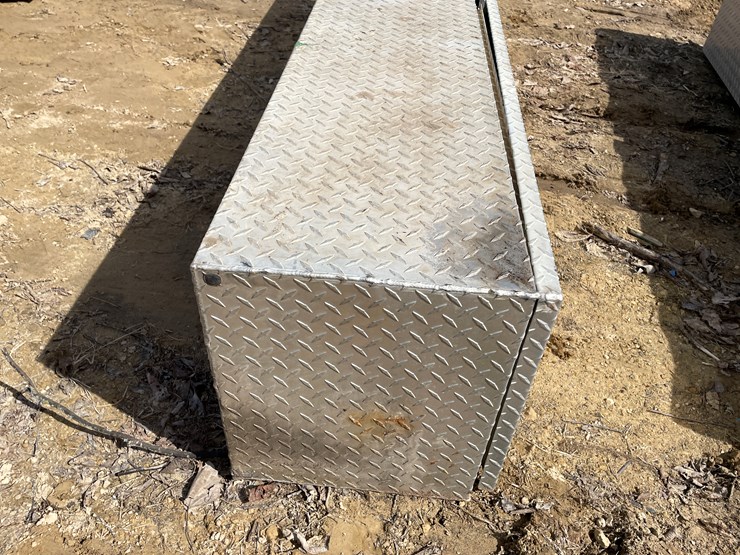 #3971-•-(2)-aluminum-truck-tool-box's-image-5