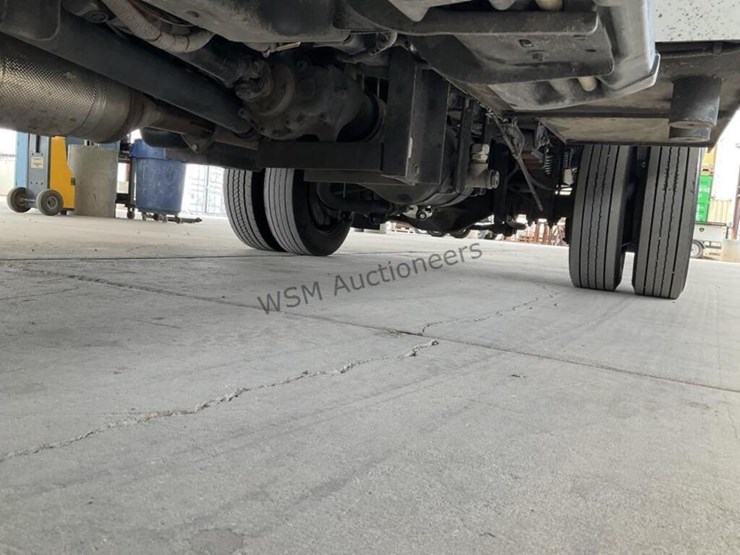 2017-ford-f550-image-28