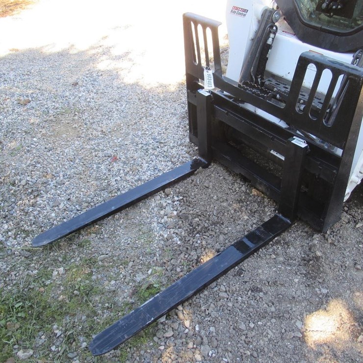 Wildcat 48" Walk Through Skid Steer Pallet Forks